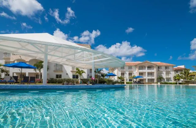 Hotel Weare Cadaques piscina